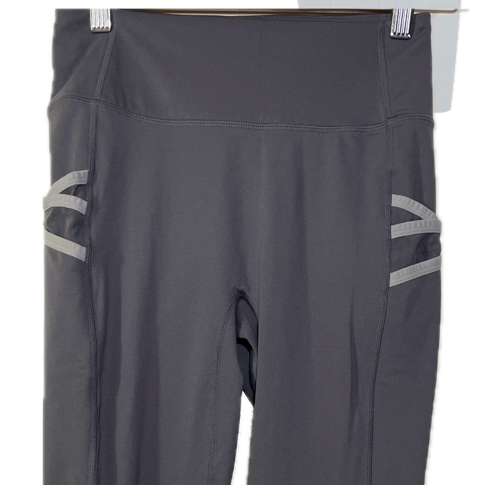 Fabletics Motion 360 grey leggings